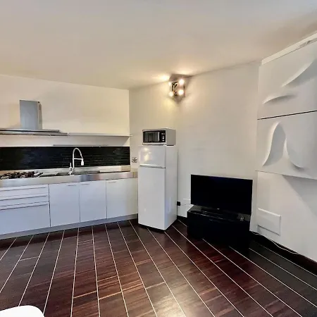 Modern Near Center And Train Station Apartment Cuneo